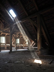 Lichtstrahl auf dem Dachboden