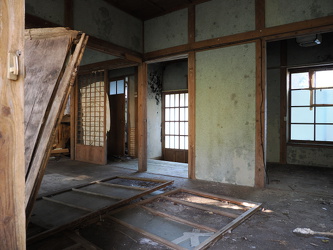 Japan - Nikko - Verlasssenes traditionelles Haus
