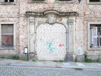 Mauereinfahrt